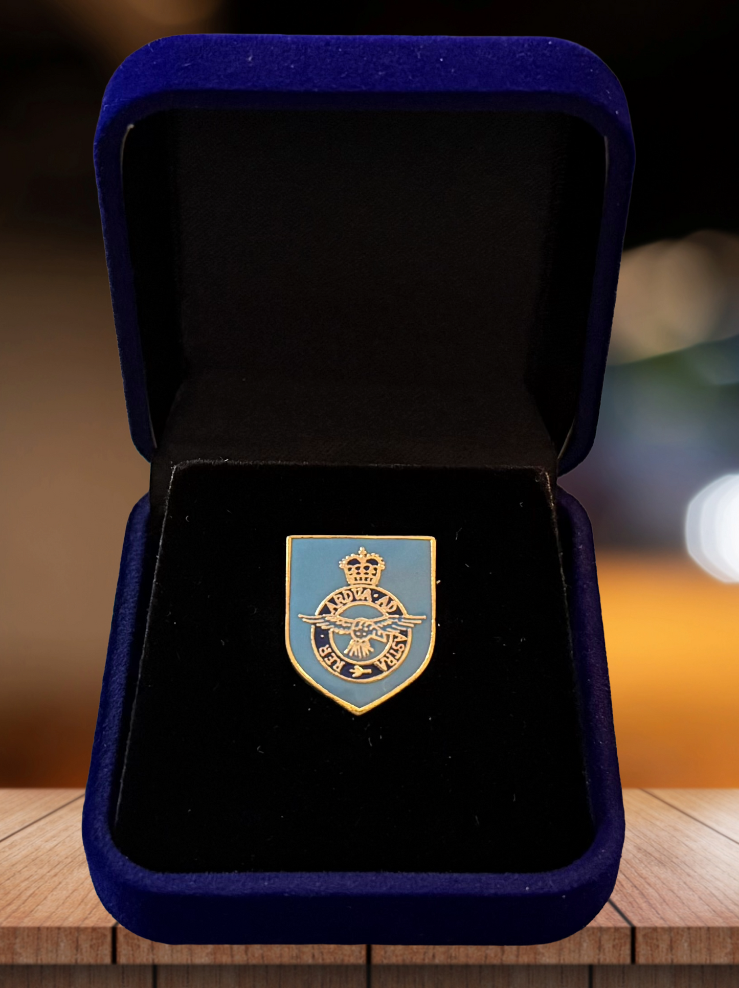 RAF Per ardua ad astra Shield - Enamel Lapel Pin