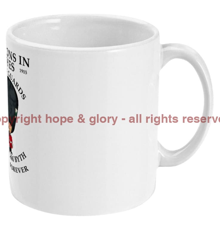 Welsh Guards Buttons in Fives Ceramic Mug