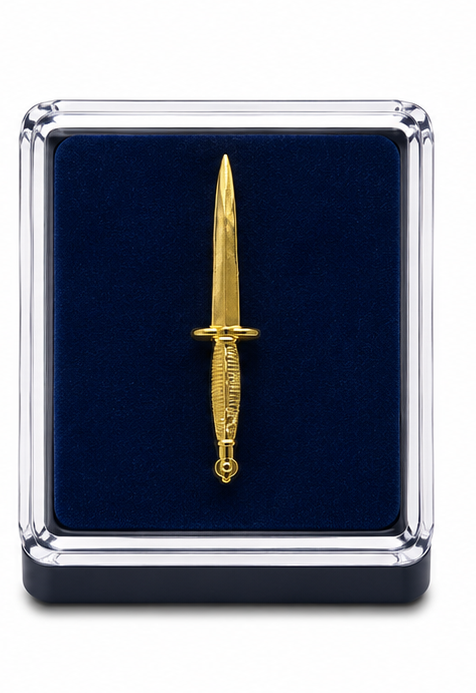 Commando Dagger (Gold) - British Military Lapel Pin Badge |  MOD Licensed