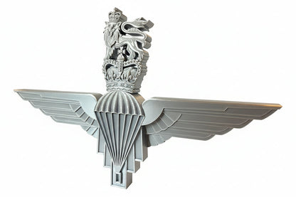 Parachute Regiment Queen's Crown Cap Badge