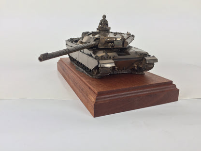 Challenger 1 – Cold Cast Bronze Main Battle Tank Model