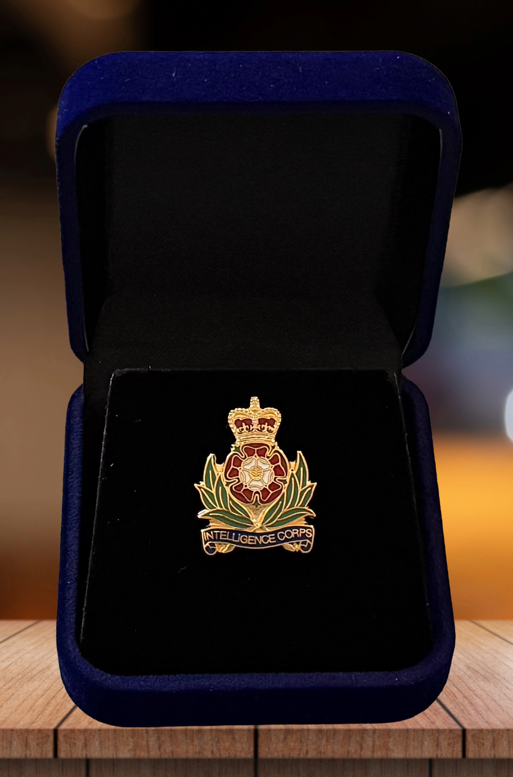 Intelligence Corps Cap Badge - Enamel Lapel Pin
