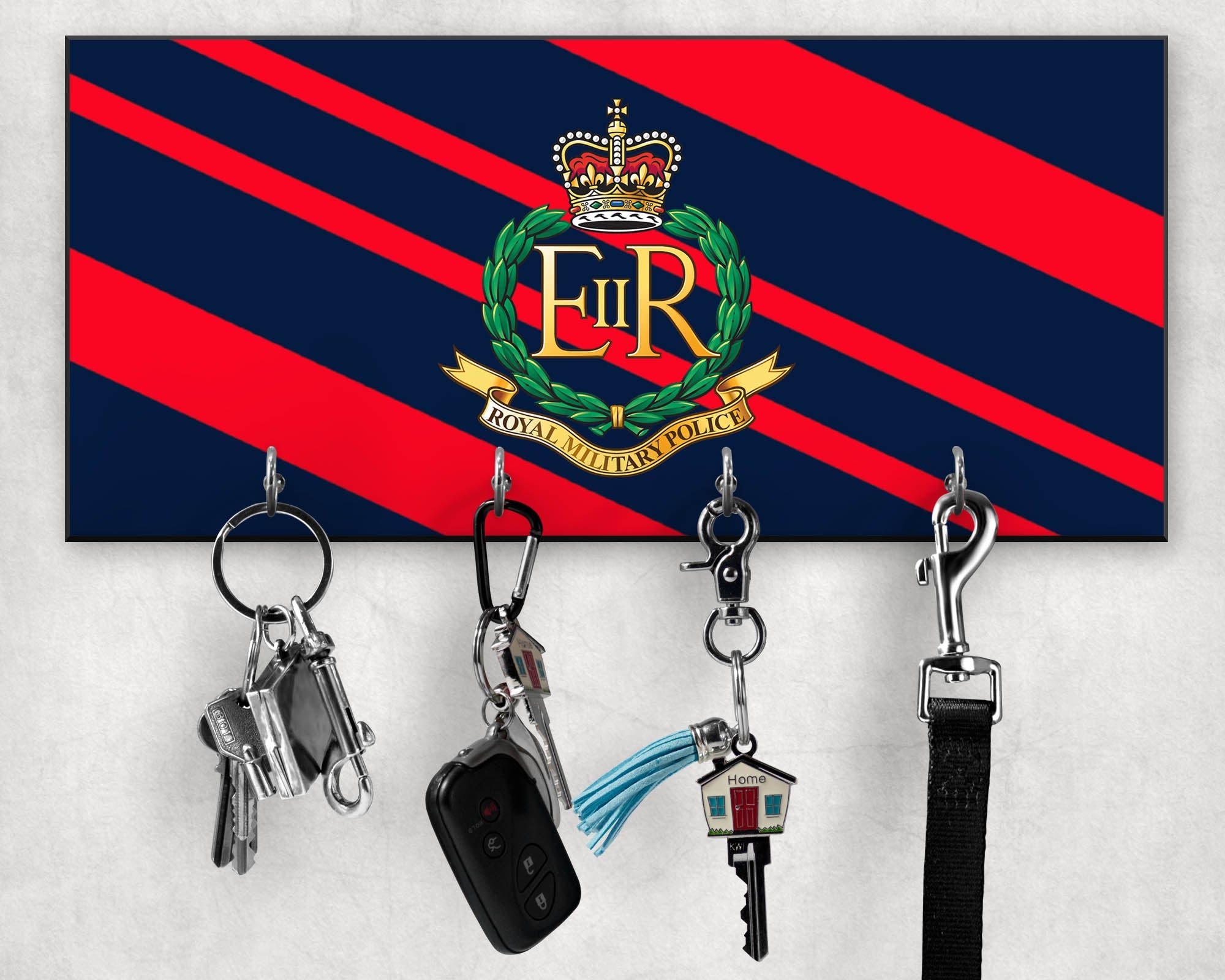Royal Military Police - Wooden Key/Beret Hook – The Crafty Black Dog