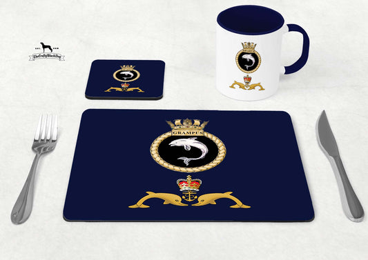 HMS Grampus - Table Set