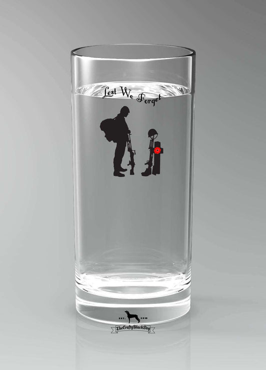 Lest We Forget - Soldier Paying Respects (Design 2) - Highball Glass(es)