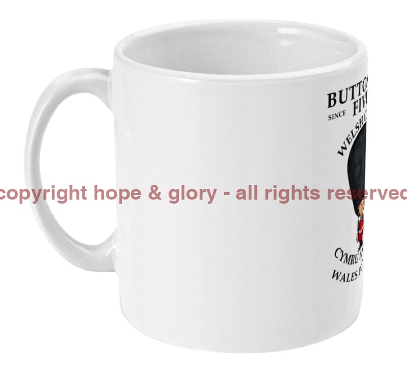 Welsh Guards Buttons in Fives Ceramic Mug